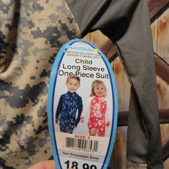 Sunskinz Camo onepiece 3/4 zip upf50+ sun protection suit~long sleeve~ - Picture 3 of 4